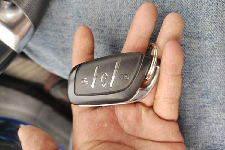 Used Roewe i5 2019 1.5L Manual 4G Connectable Langhao Edition Vehicle Key