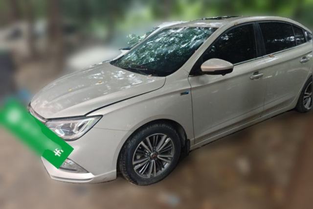 Used Roewe i5 2019 1.5L Automatic 4G Connected Linghao Flagship Edition