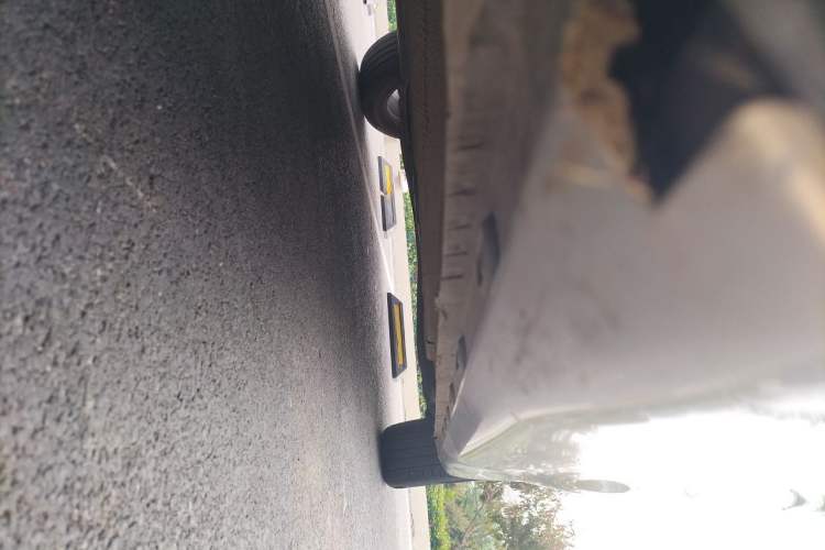 Used Roewe i5 2019 1.5L Manual 4G Connectable Langhao Edition Chassis Front Left