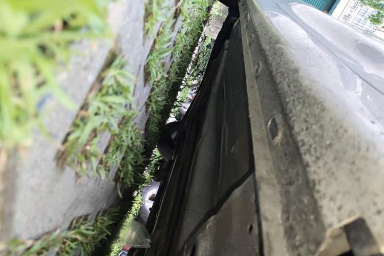 Used Roewe i5 2019 1.5L Automatic 4G Connected Langhao Edition Chassis Front Right