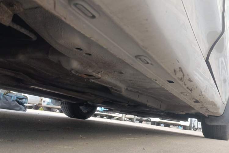 Used Roewe i5 2019 1.5L Manual 4G Connectable Langhao Edition Chassis Rear Right
