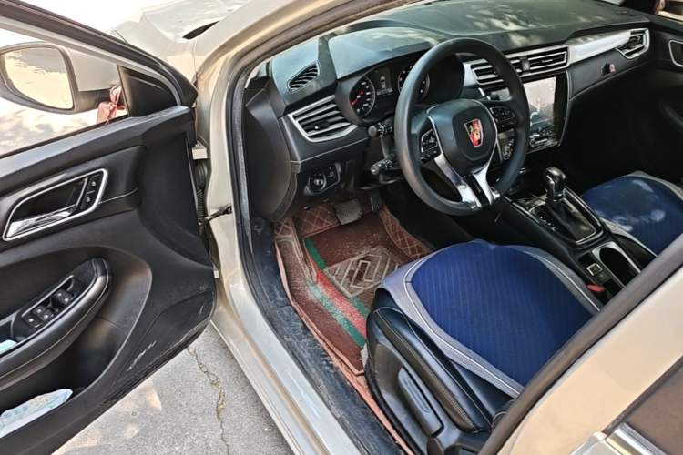 Used Roewe i5 2019 1.5L Automatic 4G Connected Langhao Edition Driver Seat