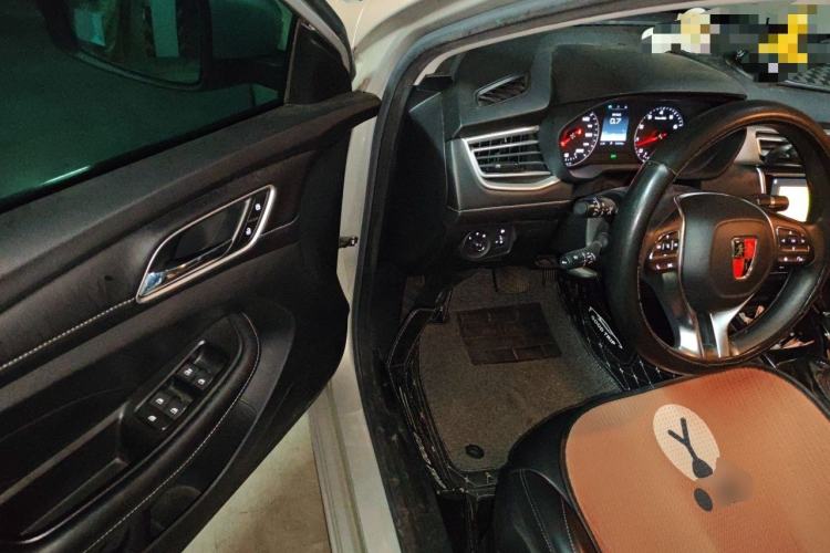 Used Roewe i5 2019 1.5L Automatic 4G Connected Langhao Edition Driver Seat
