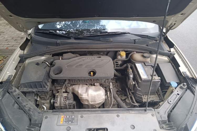 Used Roewe i5 2019 1.5L Automatic 4G Connected Langhao Edition Engine Bay