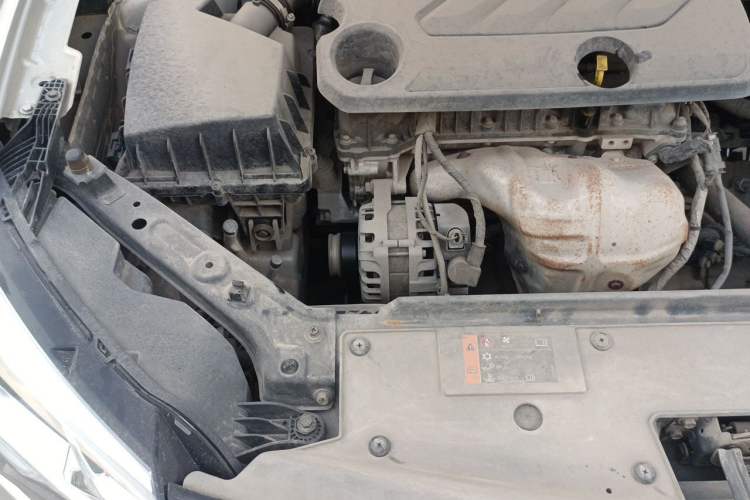 Used Roewe i5 2019 1.5L Manual 4G Connectable Langhao Edition Engine Bay Right