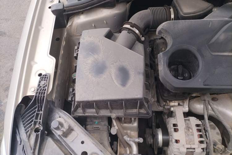 Used Roewe i5 2019 1.5L Manual 4G Connectable Langhao Edition Engine Bay Right