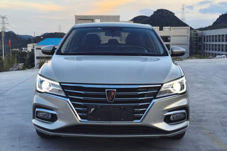 Used Roewe i5 2019 1.5L Manual 4G Connectable Langhao Edition Exterior 1