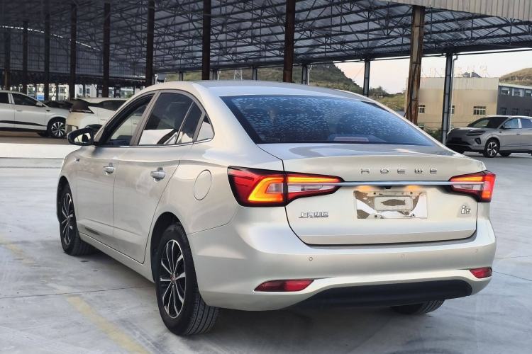 Used Roewe i5 2019 1.5L Manual 4G Connectable Langhao Edition Exterior 4