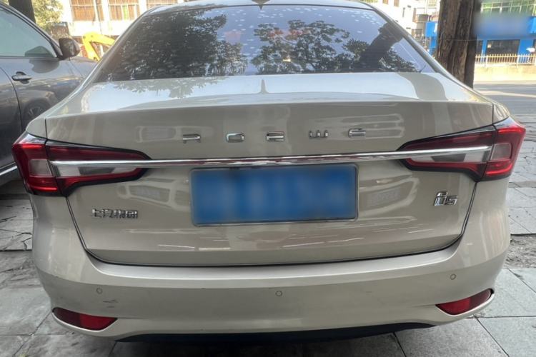 Used Roewe i5 2019 1.5L Manual 4G Connectable Langhao Edition Exterior 4