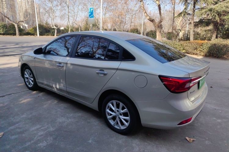 Used Roewe i5 2019 1.5L Manual 4G Connected Langyue Edition Exterior 6