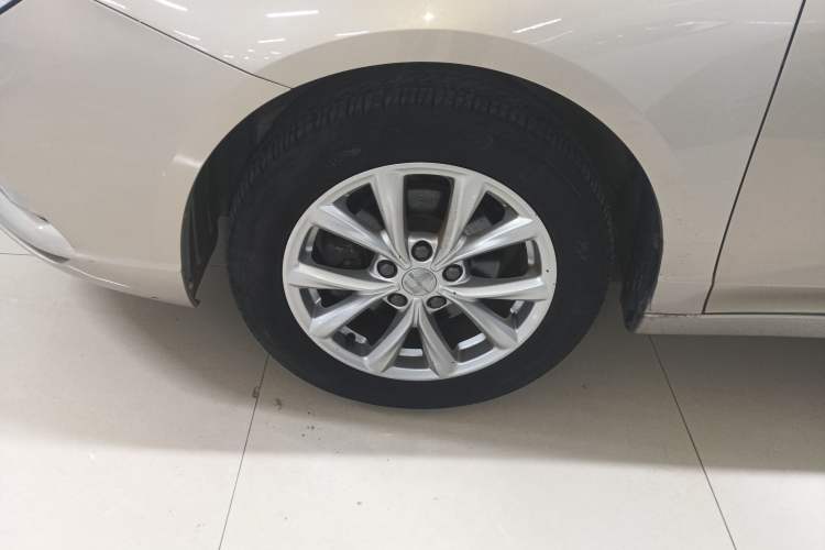 Used Roewe i5 2019 1.5L Manual 4G Connected Langyue Edition Exterior 7