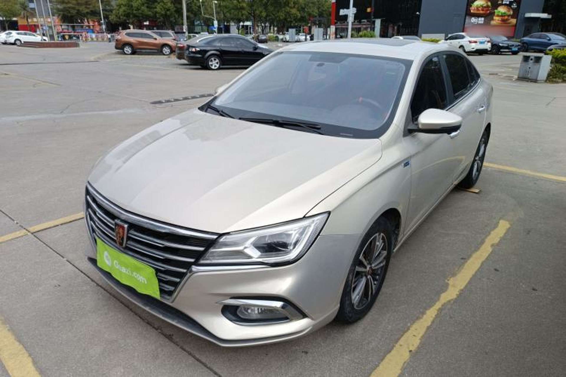 Used Roewe i5 2019 1.5L Automatic 4G Connected Langhao Edition Front Left 45 Deg