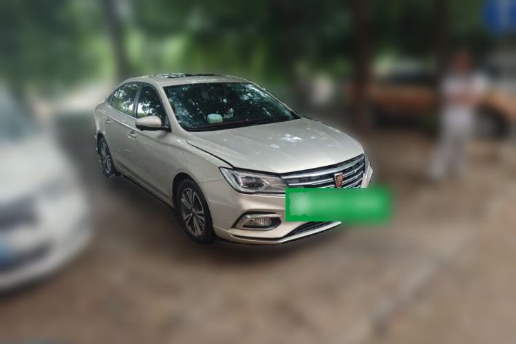 Used Roewe i5 2019 1.5L Automatic 4G Connected Linghao Flagship Edition Front Right 45 Deg