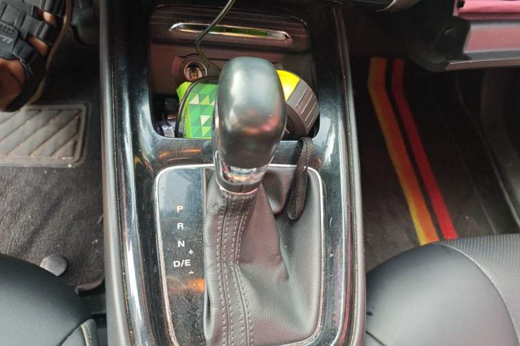 Used Roewe i5 2019 1.5L Automatic 4G Connected Langhao Edition Gear Lever