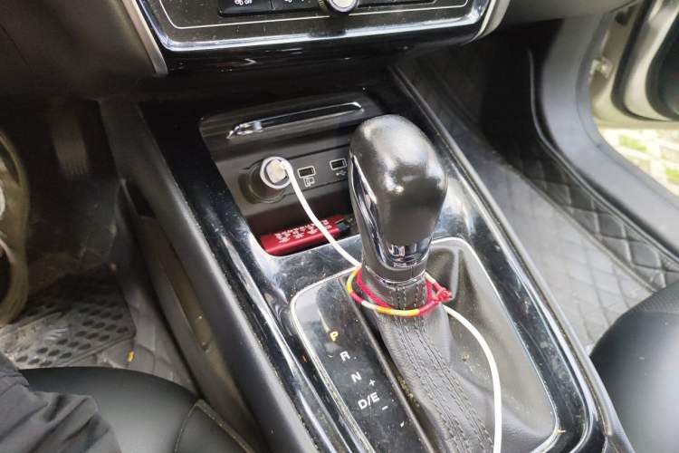 Used Roewe i5 2019 1.5L Automatic 4G Connected Langhao Edition Gear Lever