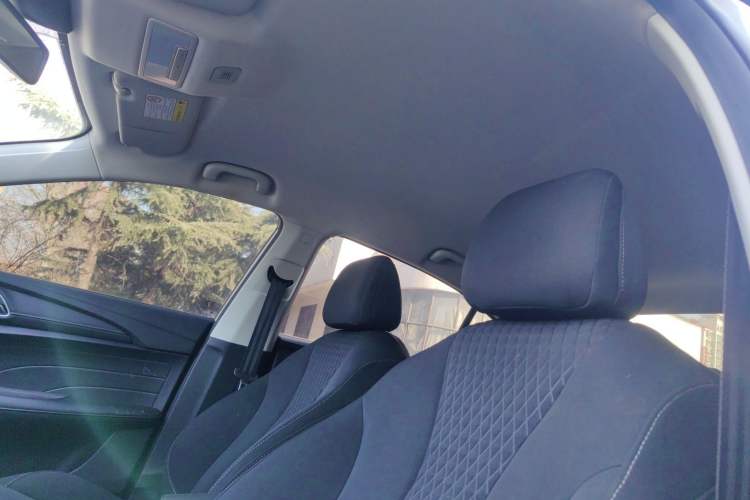 Used Roewe i5 2019 1.5L Manual 4G Connected Langyue Edition Headliner