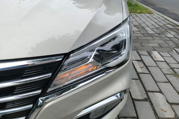 Used Roewe i5 2019 1.5L Automatic 4G Connected Linghao Edition Left Front Headlight