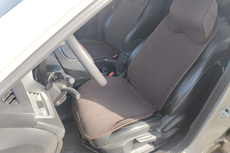 Used Roewe i5 2019 1.5L Manual 4G Connect Leehao Flagship Edition Left Front Seat