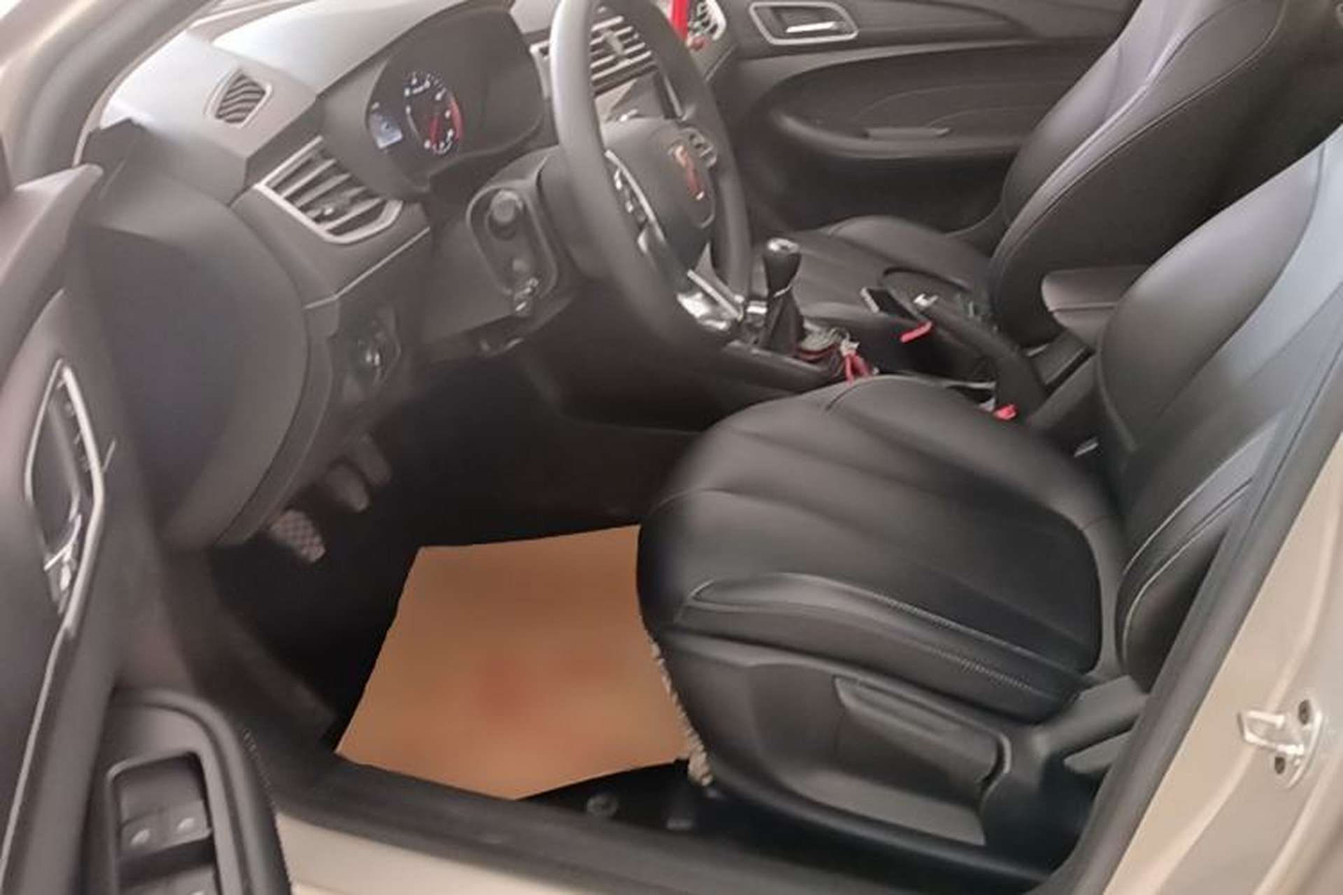 Used Roewe i5 2019 1.5L Manual 4G Connectable Langhao Edition Left Front Seat