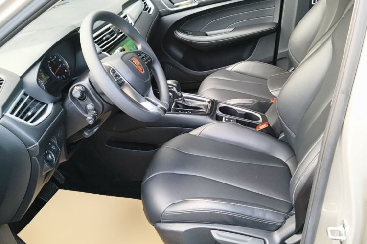 Used Roewe i5 2019 1.5L Automatic 4G Connected Langhao Edition Left Front Seat