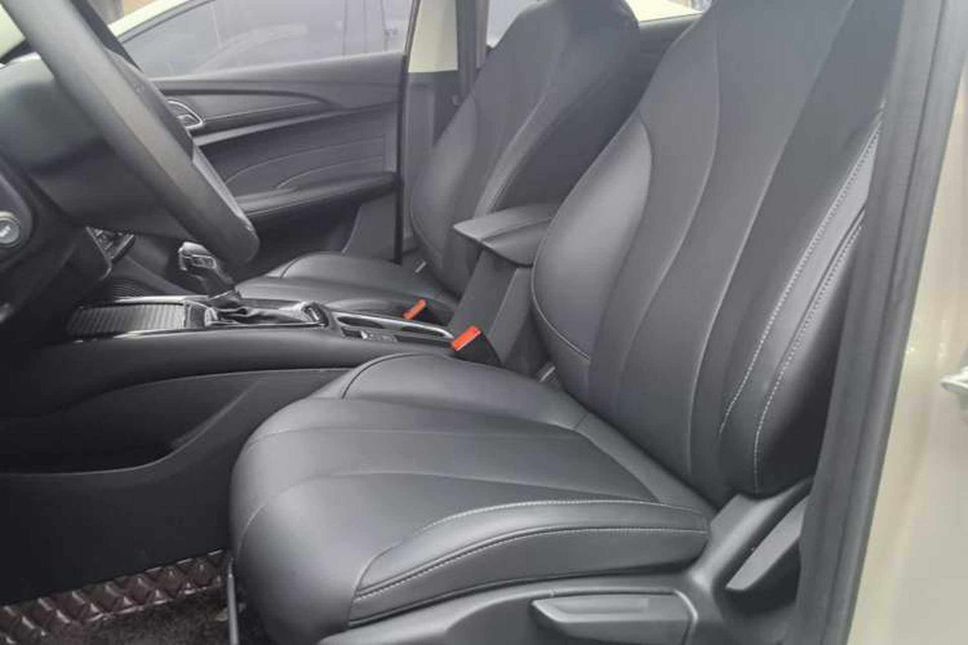 Used Roewe i5 2019 1.5L Automatic 4G Connected Langhao Edition Left Front Seat