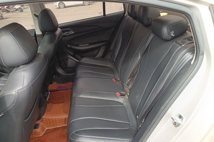 Used Roewe i5 2019 1.5L Automatic 4G Connected Langhao Edition Left Rear Seat