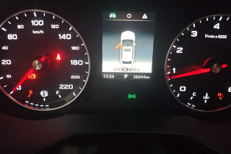 Used Roewe i5 2019 1.5L Automatic 4G Connected Linghao Flagship Edition Odometer Close Up