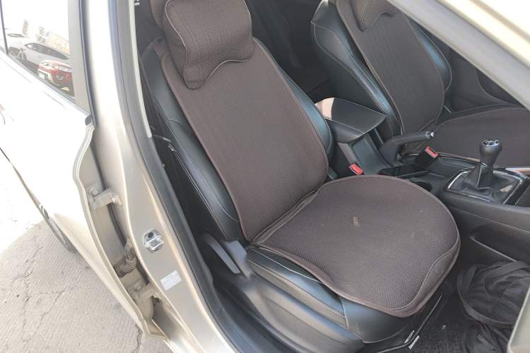 Used Roewe i5 2019 1.5L Manual 4G Connect Leehao Flagship Edition Right Front Seat
