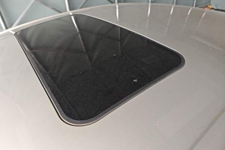 Used Roewe i5 2019 1.5L Automatic 4G Connected Langhao Edition Roof