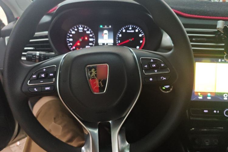 Used Roewe i5 2019 1.5L Automatic 4G Connected Linghao Flagship Edition Steering Wheel