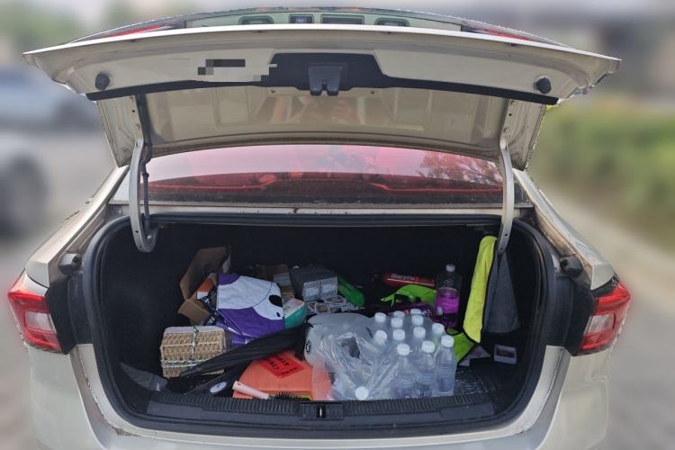 Used Roewe i5 2019 1.5L Automatic 4G Connected Langhao Edition Trunk