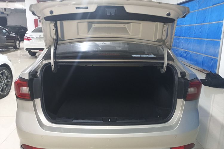 Used Roewe i5 2019 1.5L Manual 4G Connected Langyue Edition Trunk