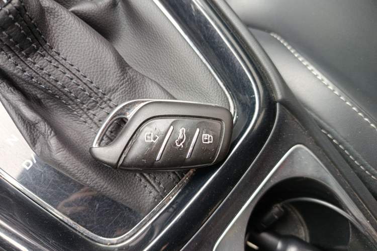 Used Roewe i5 2019 1.5L Automatic 4G Connected Langhao Edition Vehicle Key