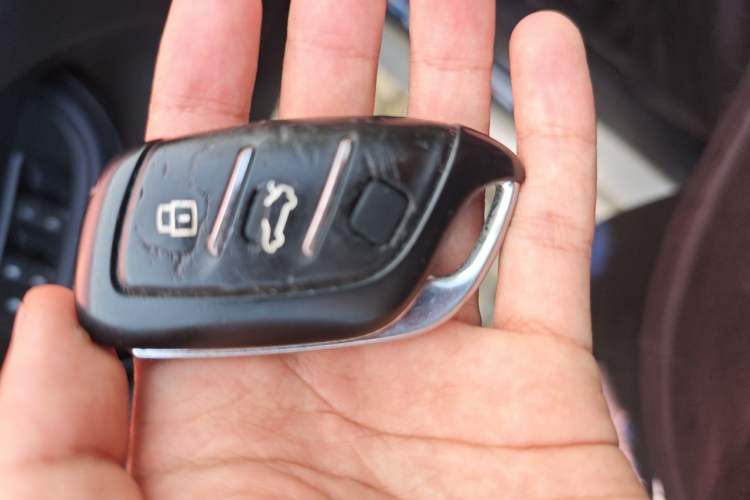 Used Roewe i5 2019 1.5L Automatic 4G Connected Langhao Edition Vehicle Key
