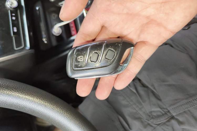 Used Roewe i5 2019 1.5L Automatic 4G Connected Langhao Edition Vehicle Key