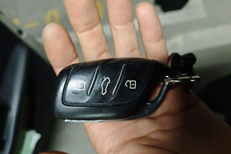 Used Roewe i5 2019 1.5L Automatic 4G Connected Langhao Edition Vehicle Key