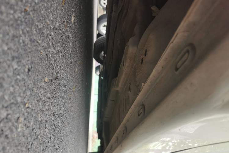 Used Roewe i5 2019 1.5L Automatic 4G Connected Langhao Edition Chassis Rear Right