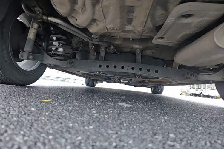 Used Roewe i5 2019 1.5L Automatic 4G Connected Langhao Edition Chassis Rear