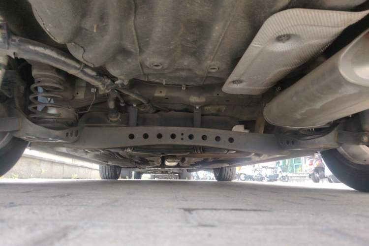 Used Roewe i5 2019 1.5L Automatic 4G Connected Langhao Edition Chassis Rear