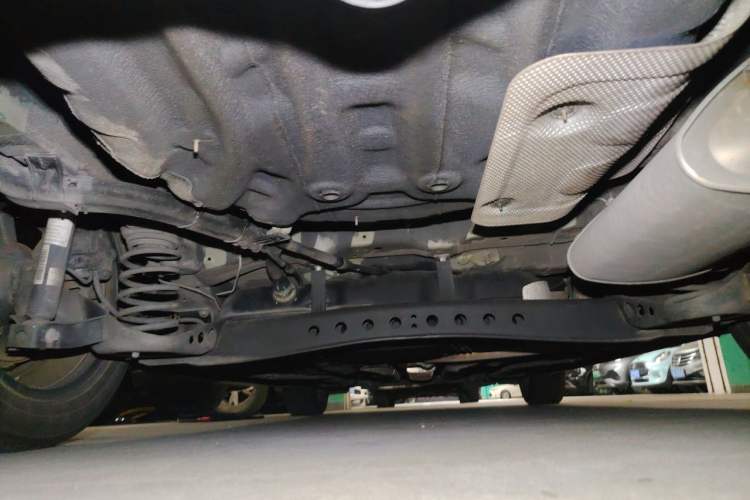 Used Roewe i5 2019 1.5L Automatic 4G Connected Langhao Edition Chassis Rear