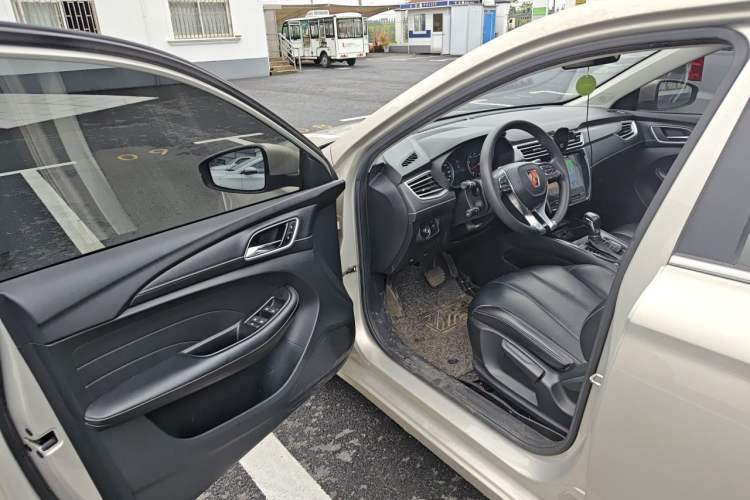 Used Roewe i5 2019 1.5L Automatic 4G Connected Langhao Edition Driver Seat