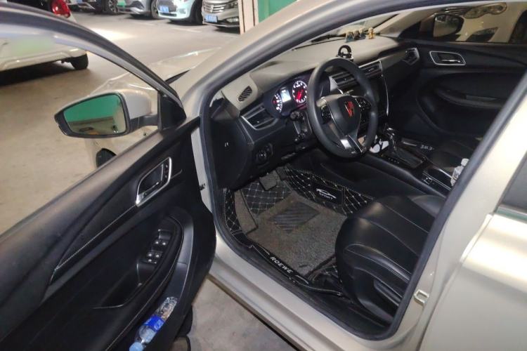 Used Roewe i5 2019 1.5L Automatic 4G Connected Langhao Edition Driver Seat