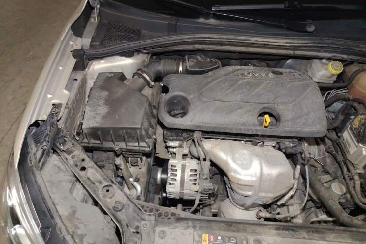 Used Roewe i5 2019 1.5L Automatic 4G Connected Langhao Edition Engine Bay Right