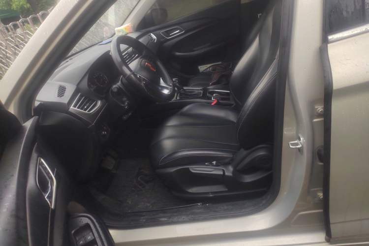 Used Roewe i5 2019 1.5L Automatic 4G Connected Langhao Edition Left Front Seat