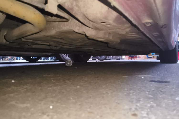 Used Roewe i5 2019 1.5L Manual 4G Connect Leehao Flagship Edition Chassis Rear Right