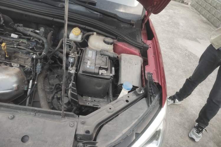 Used Roewe i5 2019 1.5L Automatic 4G Connected Langyue Edition Engine Bay Left