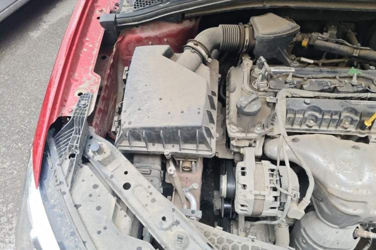 Used Roewe i5 2019 1.5L Manual 4G Connected Langyue Edition Engine Bay Right