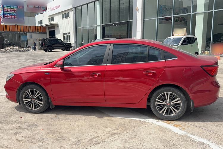 Used Roewe i5 2019 1.5L Manual 4G Connectable Langhao Edition Exterior 5