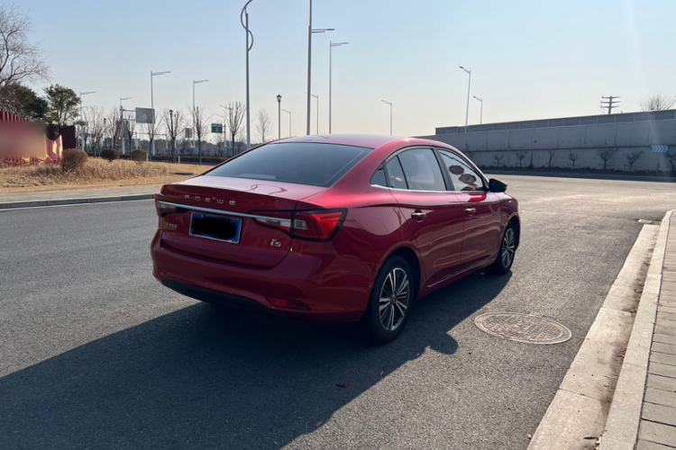 Used Roewe i5 2019 1.5L Manual 4G Connectable Langhao Edition Exterior 9
