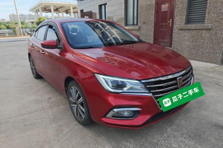 Used Roewe i5 2019 20T Automatic 4G Connected Supercharged Flagship Edition Front Right 45 Deg